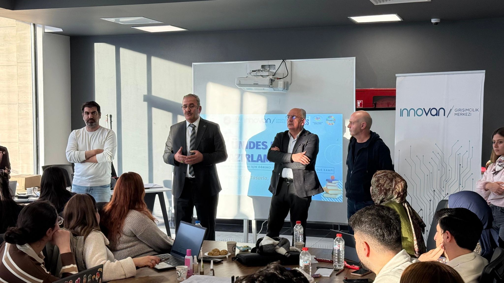 Van Yyü’de Üni̇des 6. Dönem Proje Hazırlama Kampı Tamamlandı (3)