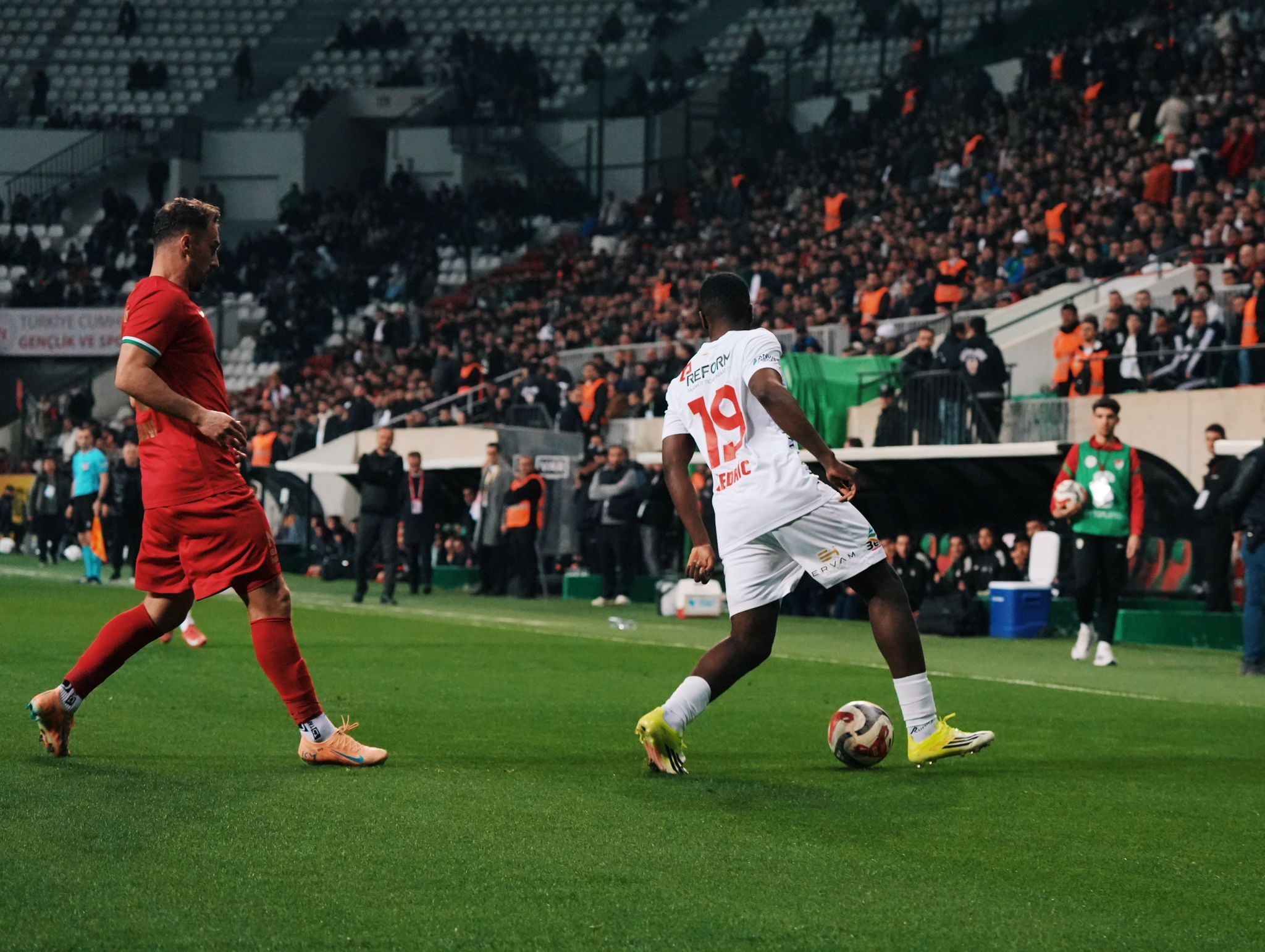 Vanspor Amed-2
