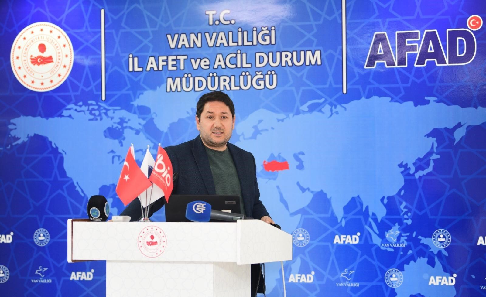 Yyü’de Van İlinin Depremselliği Söyleşi Düzenlendi (1)-1