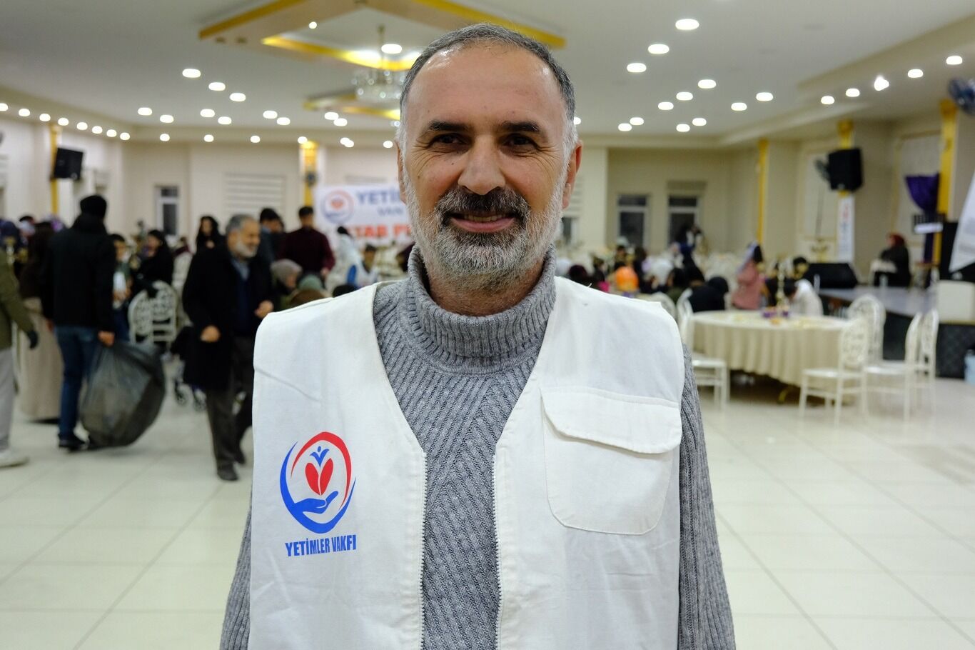 Van’da Gönül Sofrası Yetimler Ve Hayırseverler İftarda Buluştu (3)