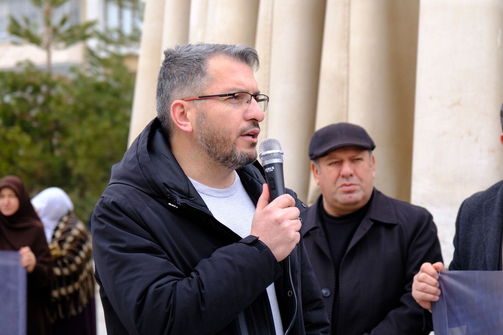 Van'da İran İçin Gıyabi Cenaze Namazı Müslümanlar İzzetlice Ayağa Kalkmalıdır (2)