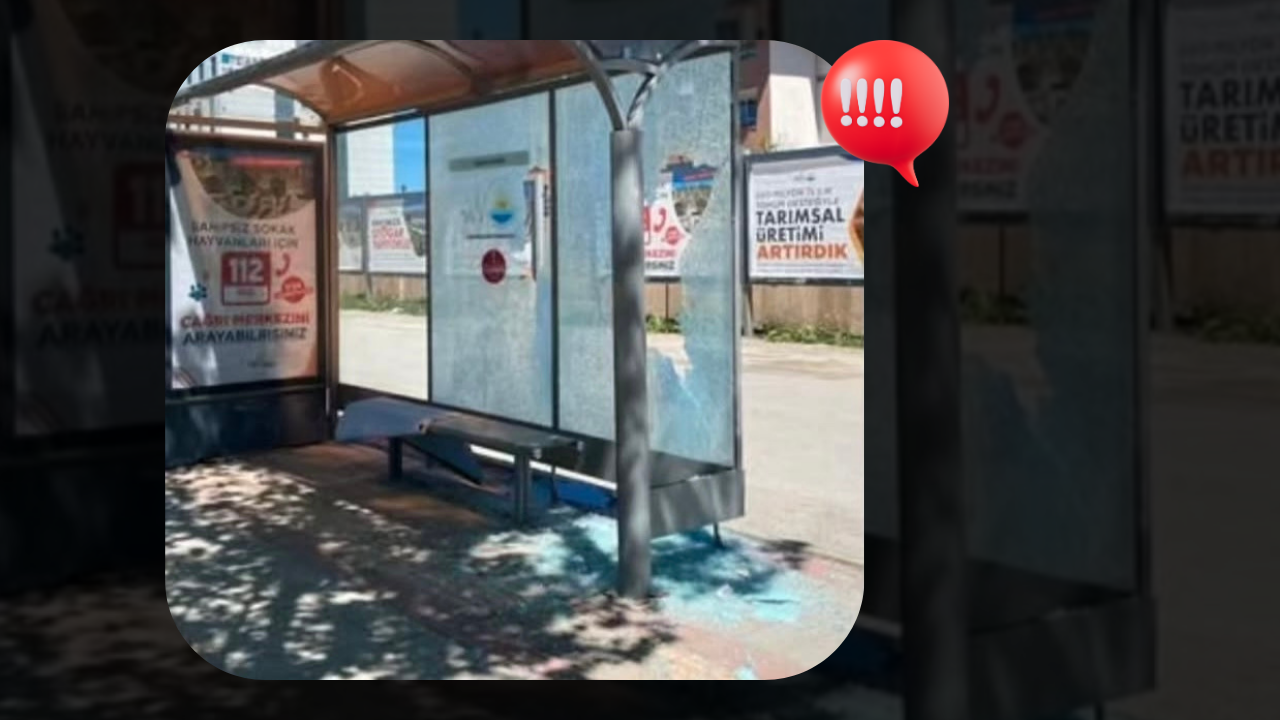 Kırmızı Ve Beyaz Minimalist Canlı Haber Manşeti Youtube Küçük Resmi-4