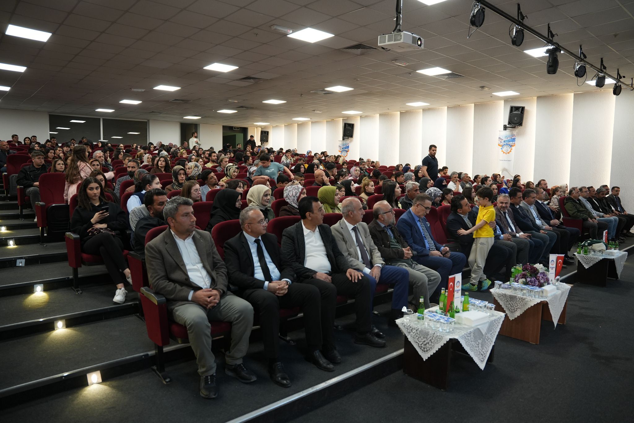 Özel Yasin Ertaş Fen Teknoloji Lisesi’nden Muhteşem “Anadolu Ezgileri” Gecesi (1)