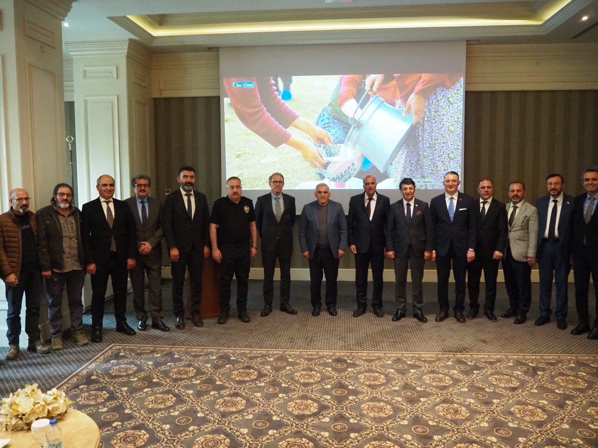 Van’ın Tarihi Yapısı İran Konsolosluğu Için Gün Sayıyor (2)