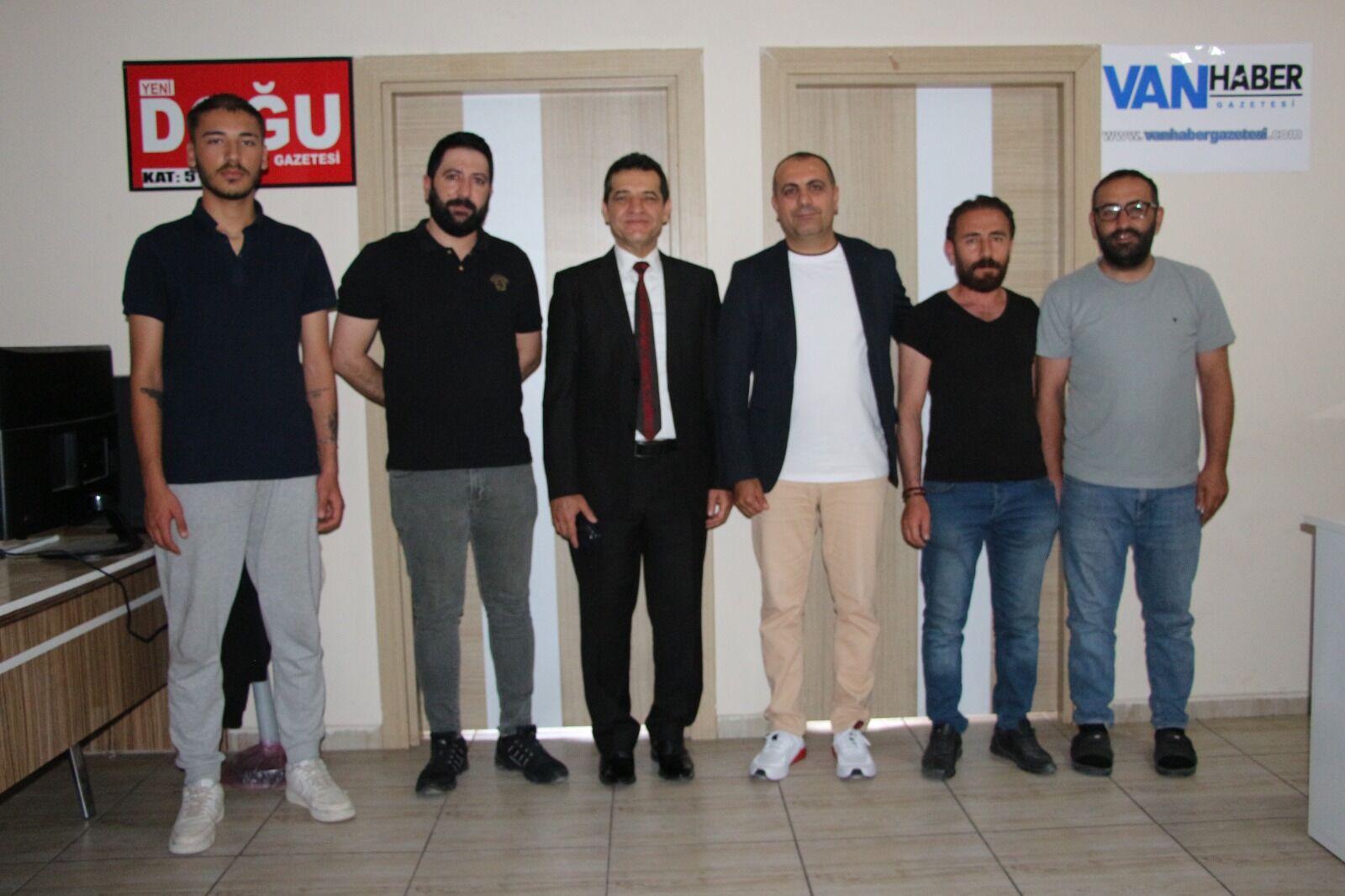 Bi̇k Van Müdürü Kenan Tokgöz'den Van Haber Gazetesi'ne Ziyaret (2)