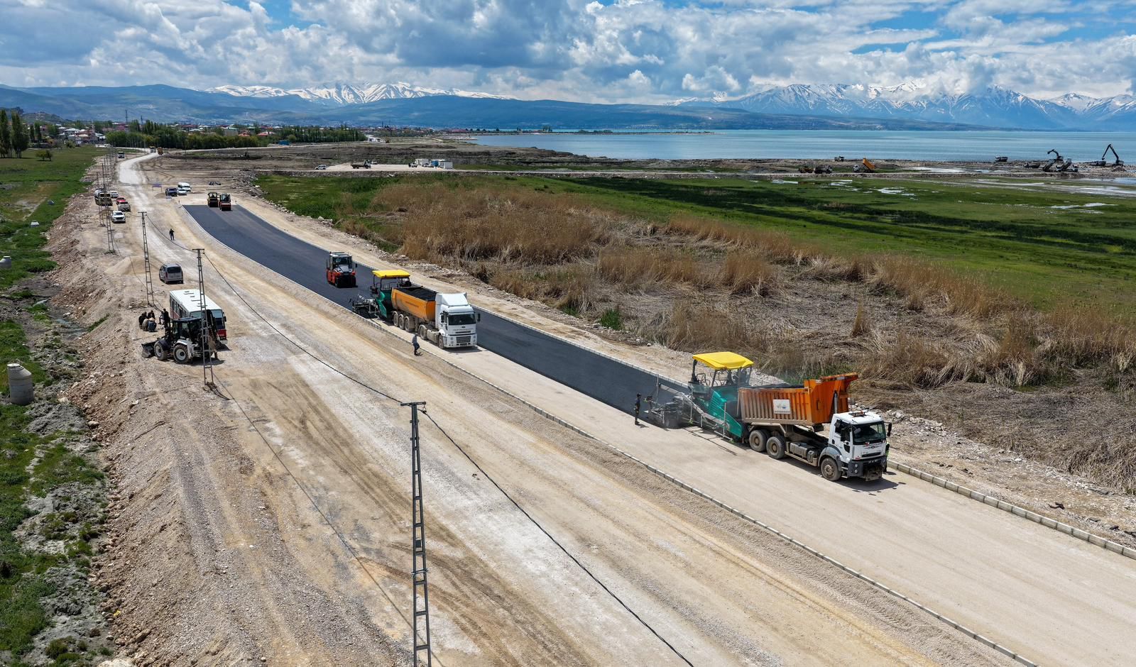 Van Gölü Sahil Yolu'nda 4. Etapta Sona Doğru (1)