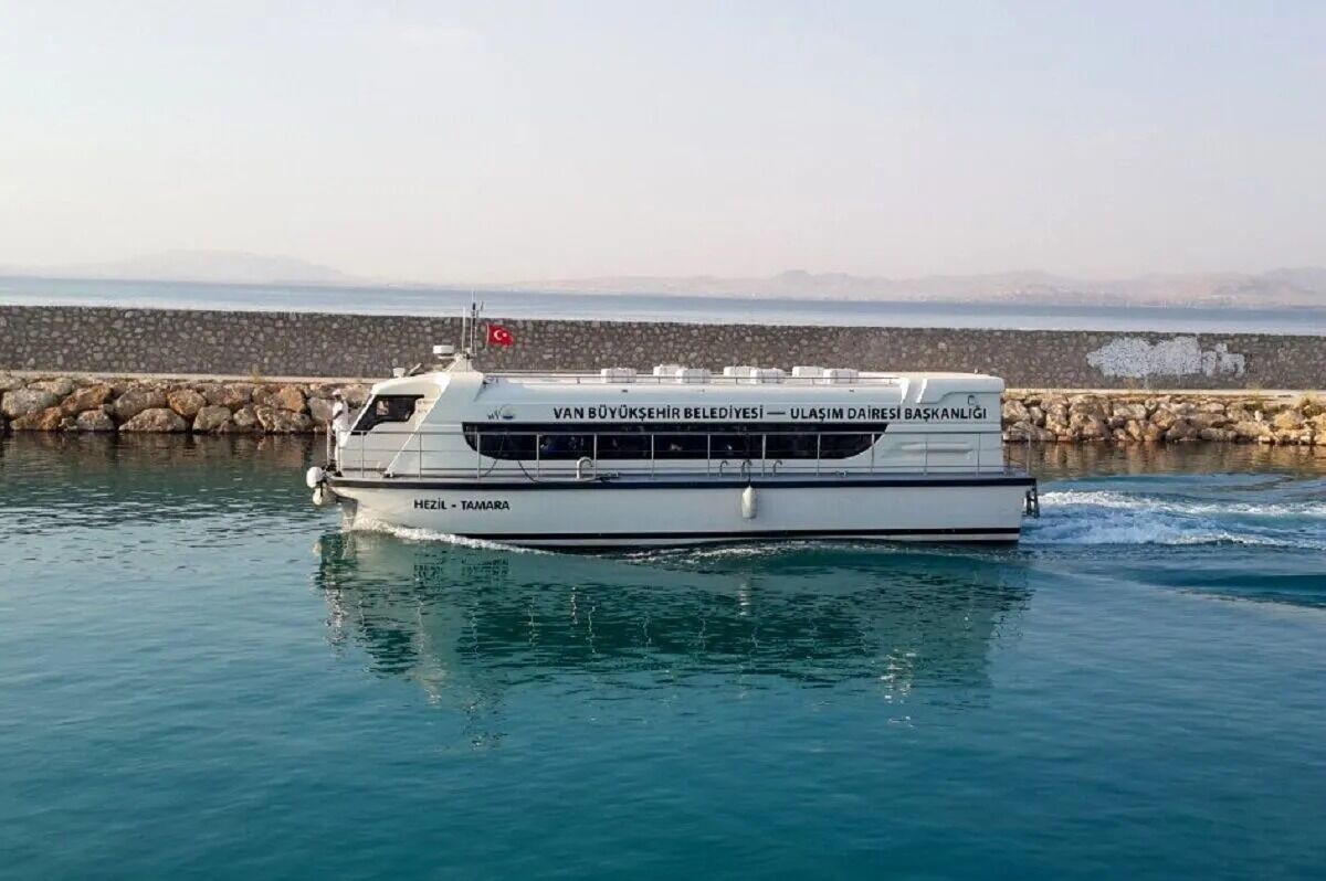 Van Gölü’nde Turizm Ulaşımı Gecikti Deniz Otobüsü Seferleri Başlamadı (1)