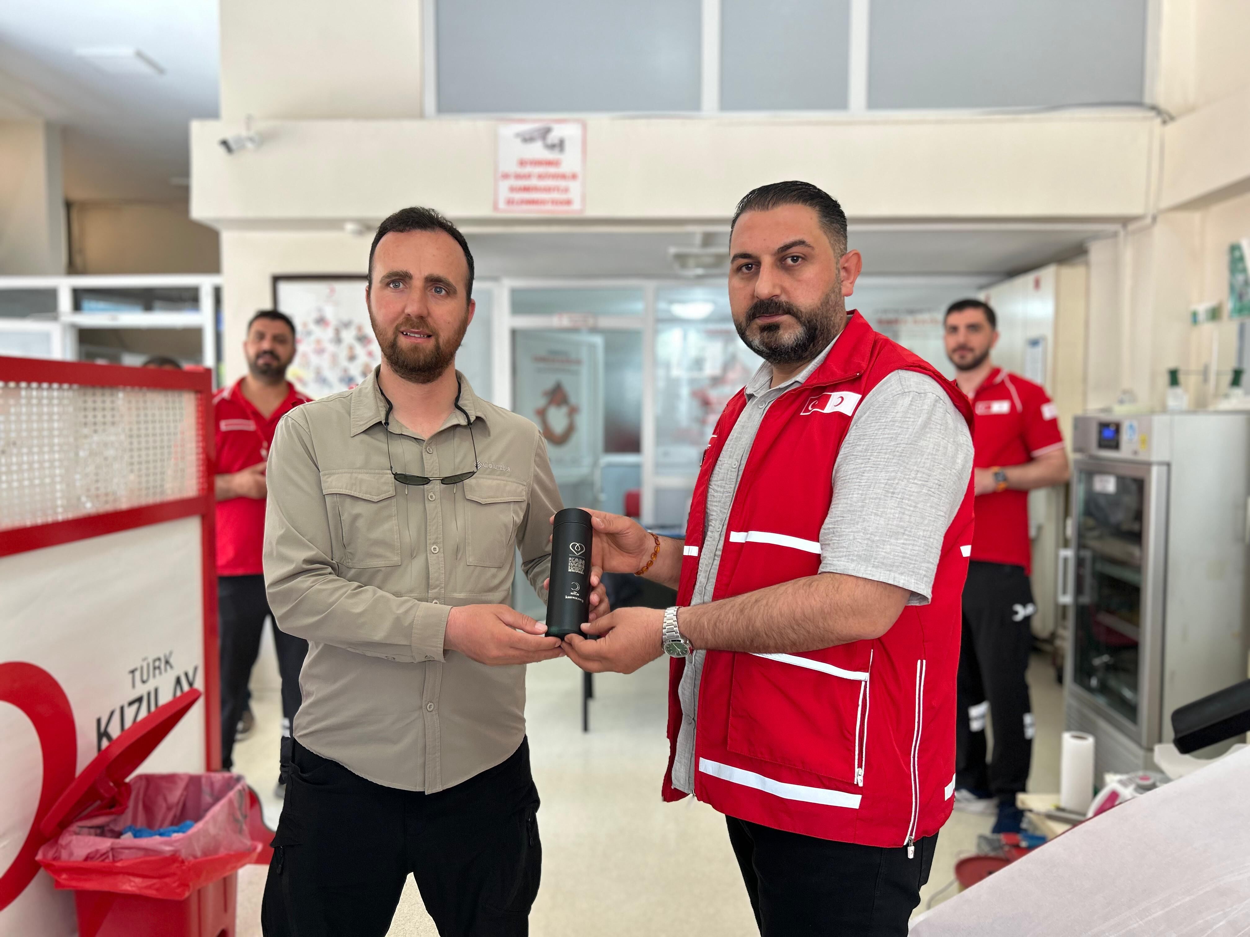Vanlı Gazeteciler Kan Bağışladı (2)