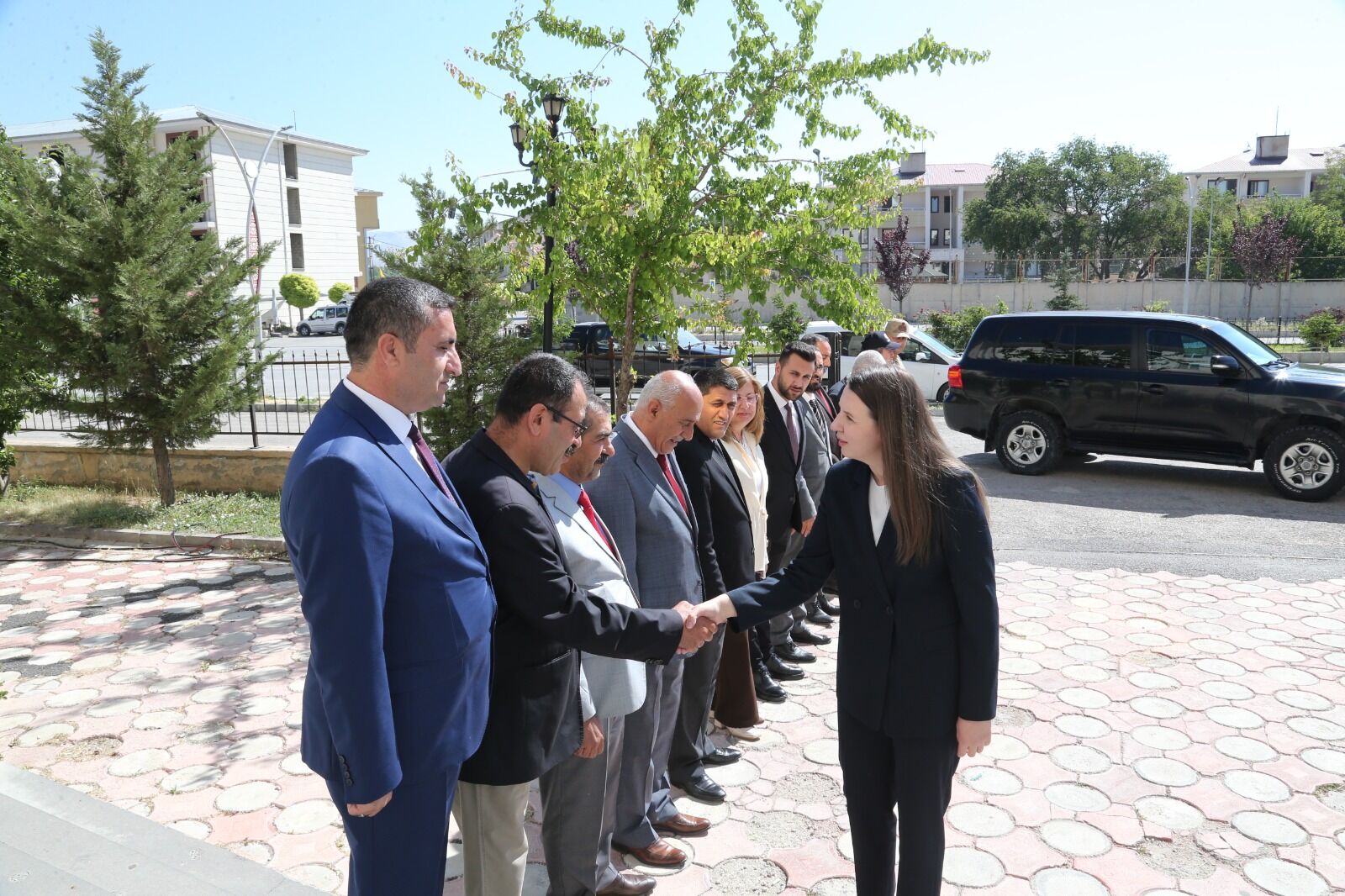 Gürpınar Kaymakamlığında İlk Kadın Kaymakam Göreve Başladı (2)