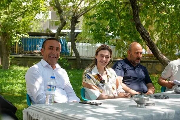 Van Tso Başkan Adayı İrem Bayram, Marangozlar Sitesi Esnafının Sorunlarını Dinledi (1)