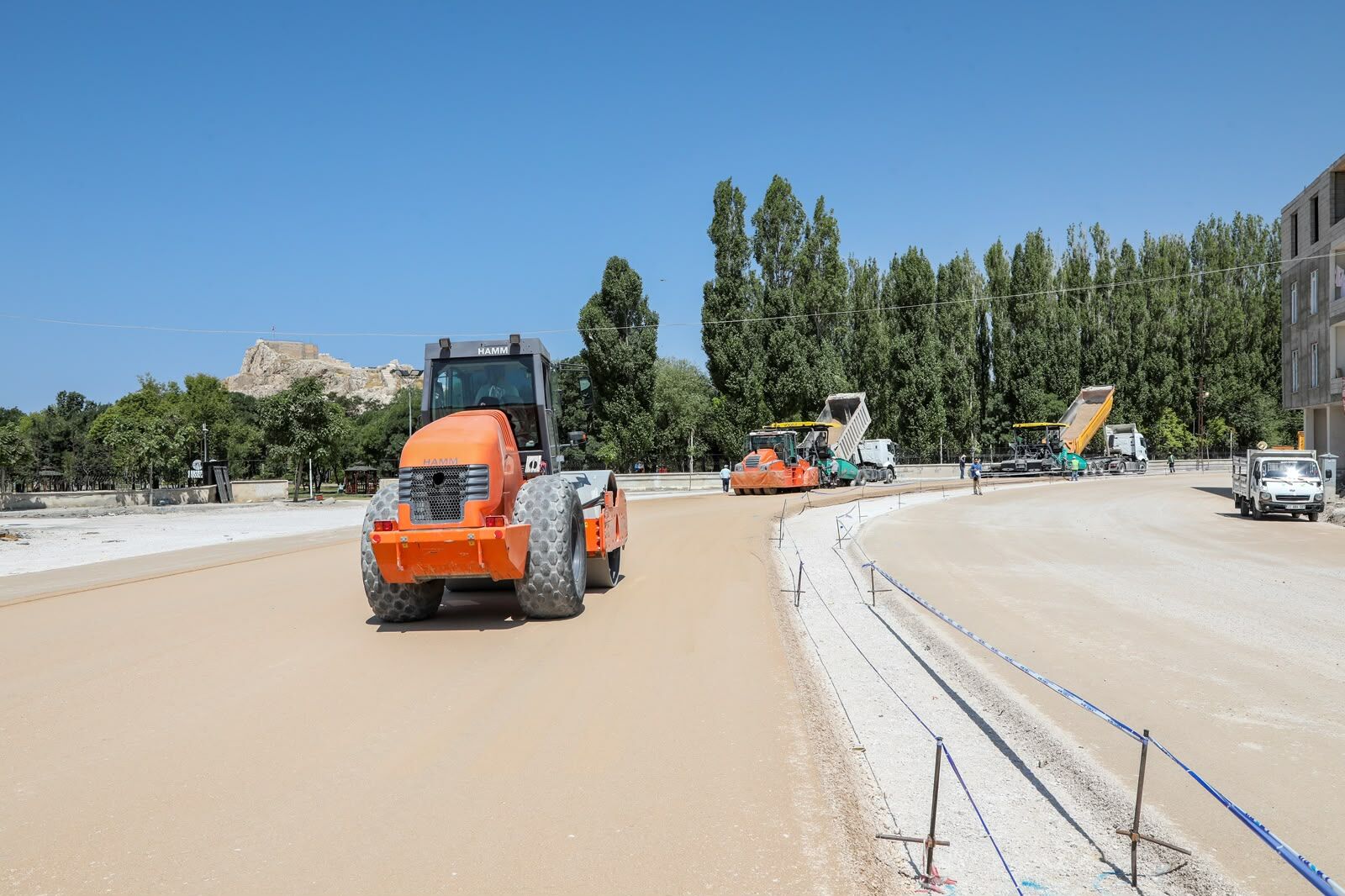 Van'da Hatuniye Yolu'nda İkinci Etap Çalışmaları Sürüyor! (2)