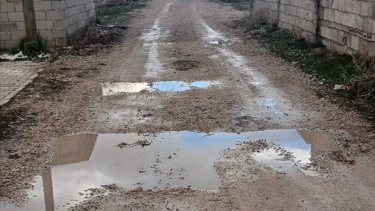 Van'da Yol Çilesi Bitmiyor! (1)
