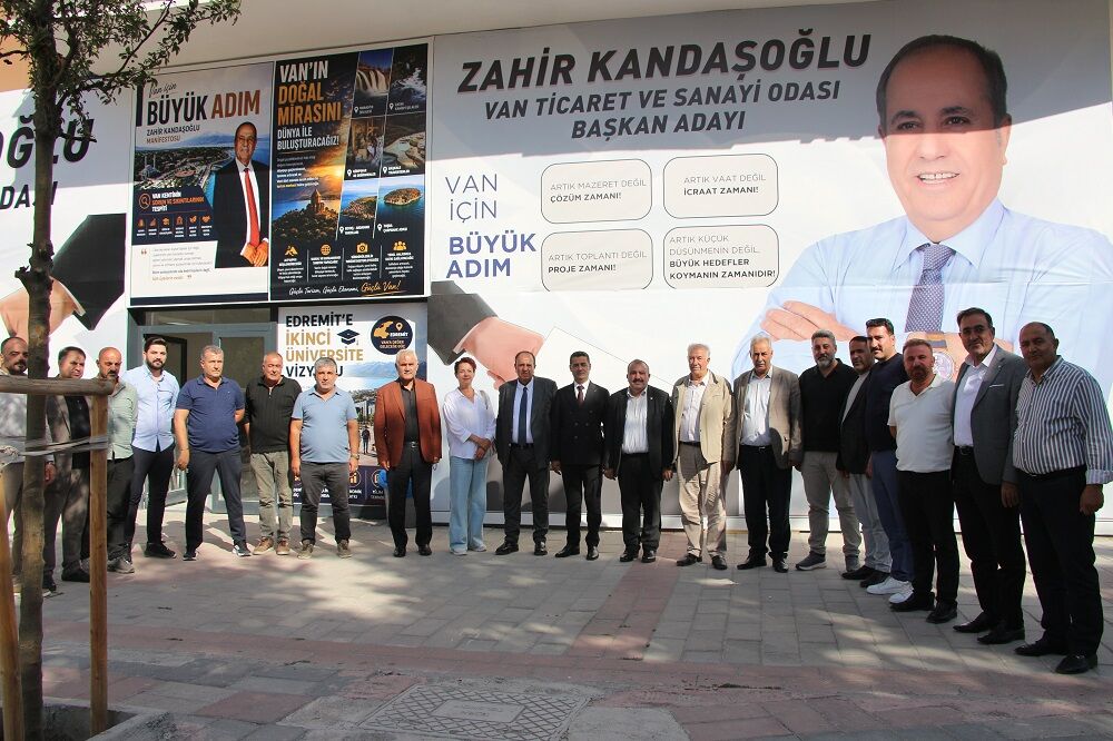 Van Tso Beyaz Liste Başkan Adayı Zahir Kandaşoğlu (1)